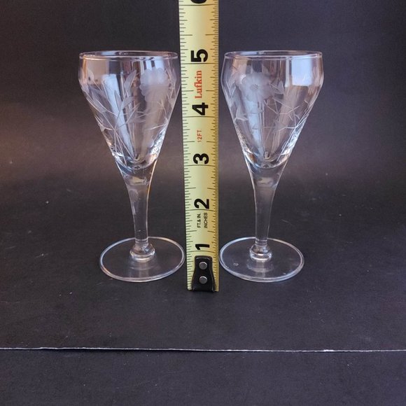 Vintage Daisy Etched Crystal Cordial Glasses Set of 2 Floral - Picture 5 of 6